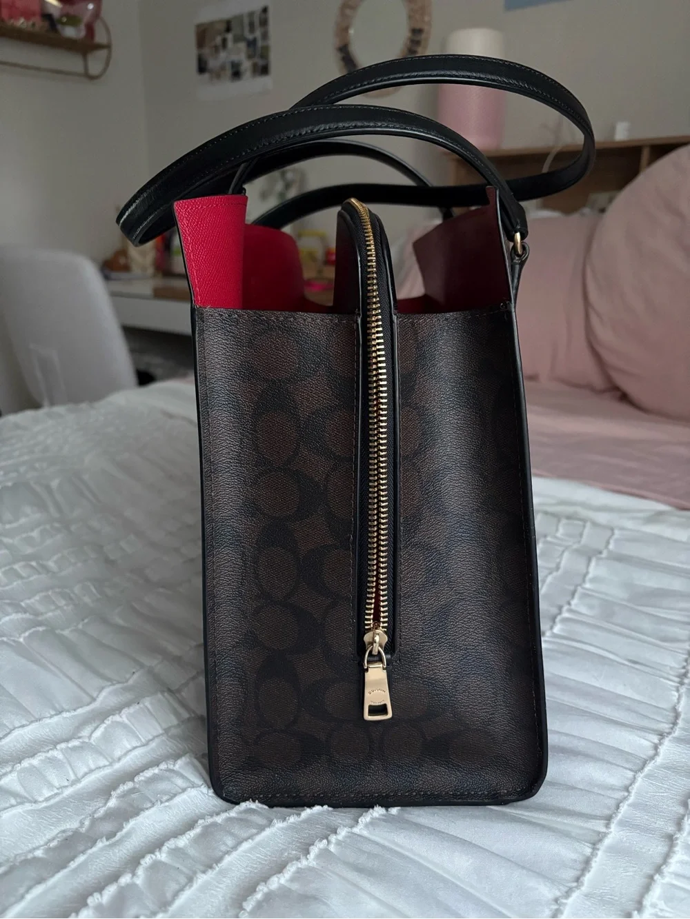 Coach signature tote